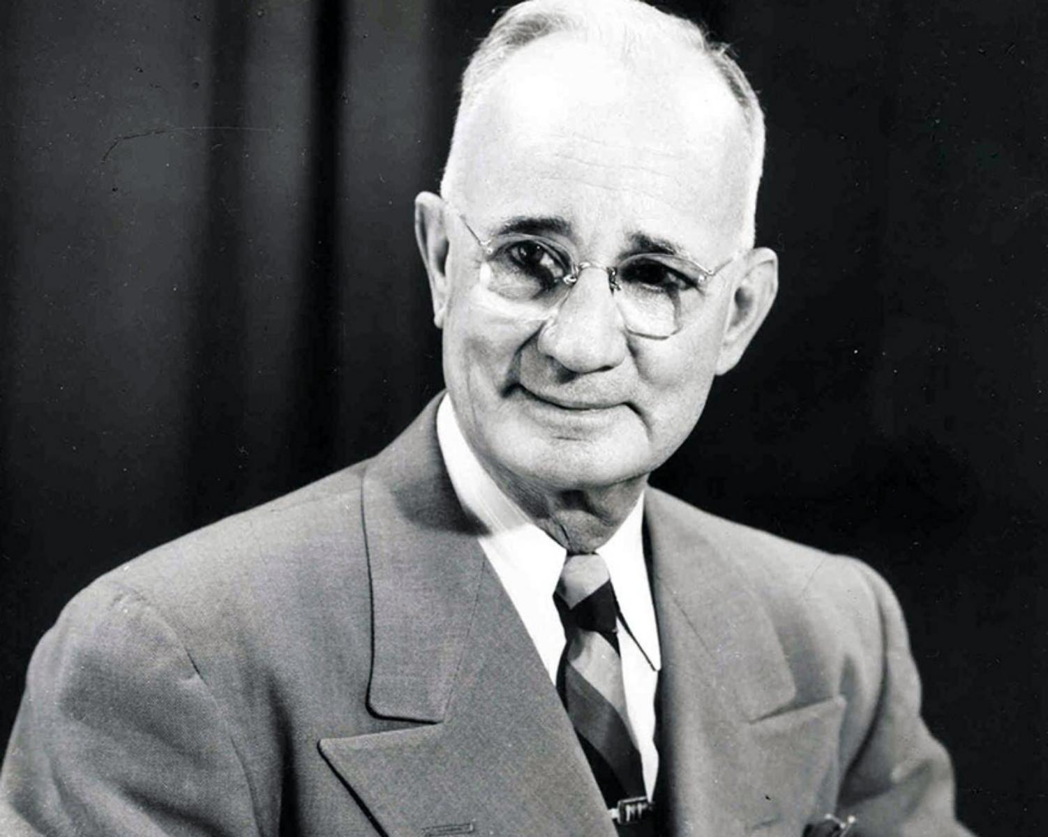 NAPOLEON HILL