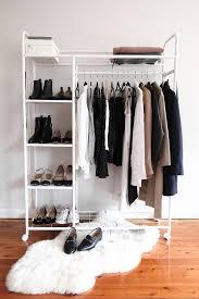 Minimalist Vs Capsule Wardrobe