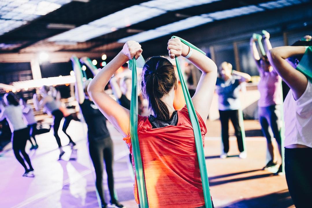 Ditch the Fads, Embrace Progress: A Guide to Realistic Fitness and Nutrition