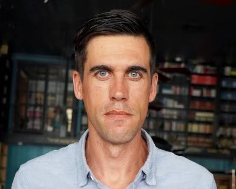 RYAN HOLIDAY (DAILYSTOIC.COM)