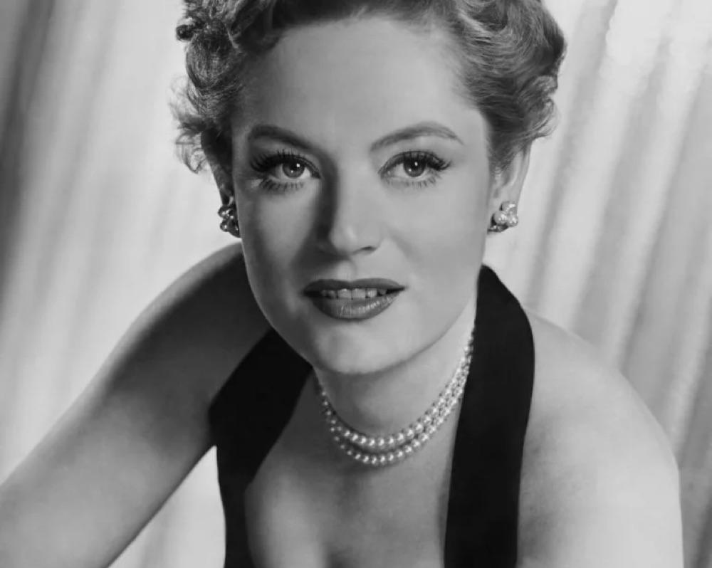 ALEXIS SMITH