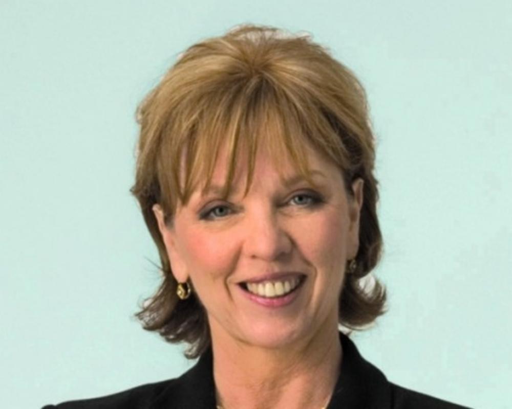 NORA ROBERTS