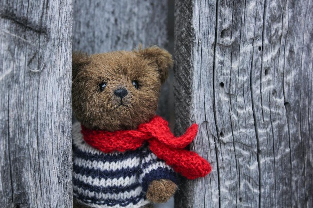 POOH, WINNIE THE POOH