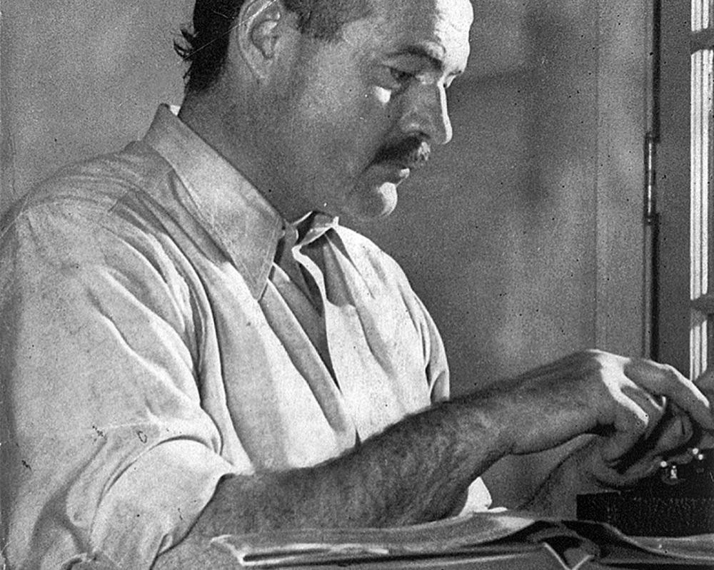 ERNEST HEMINGWAY, A MOVEABLE FEAST