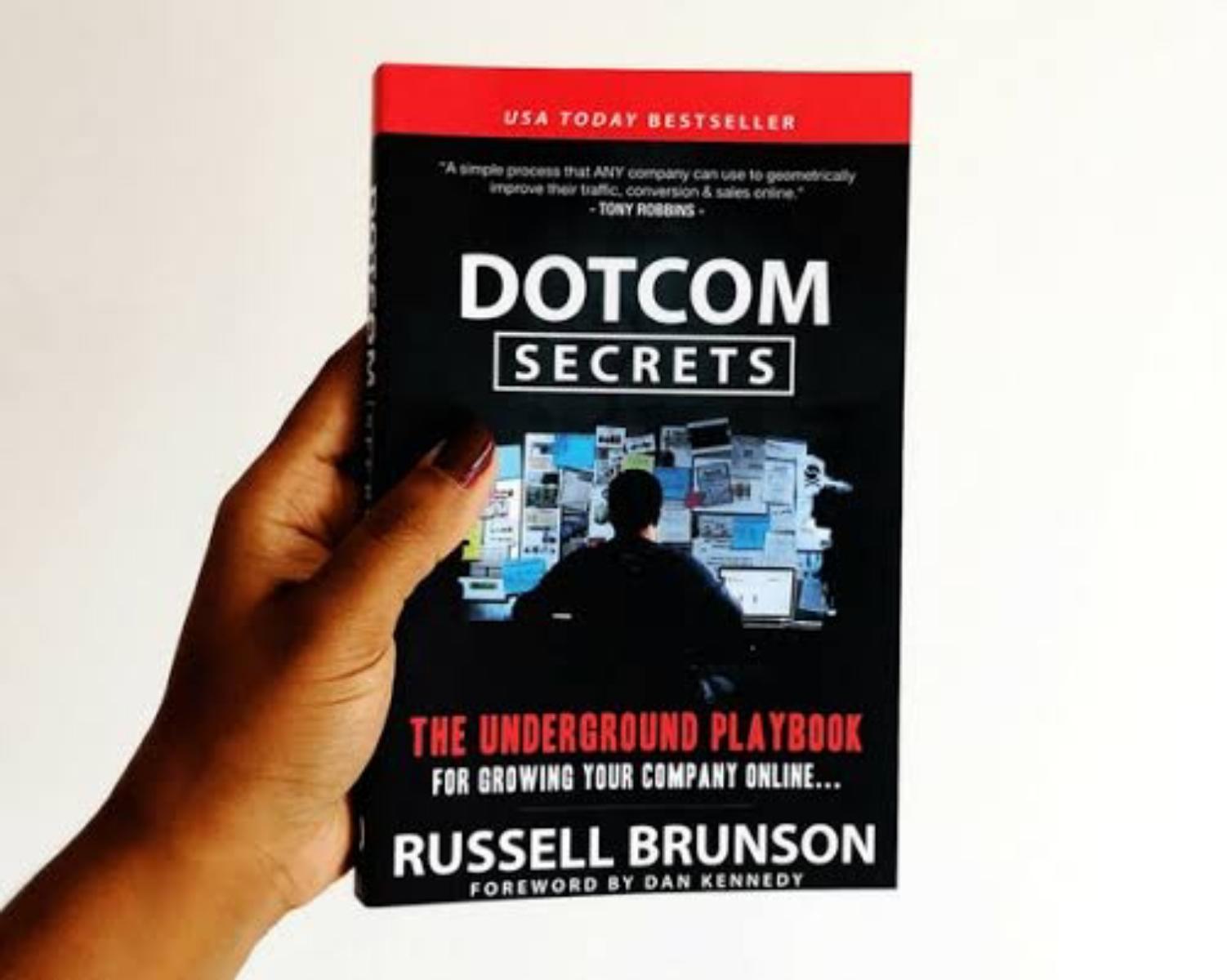 "Dotcom secrets" by Russell Brunson