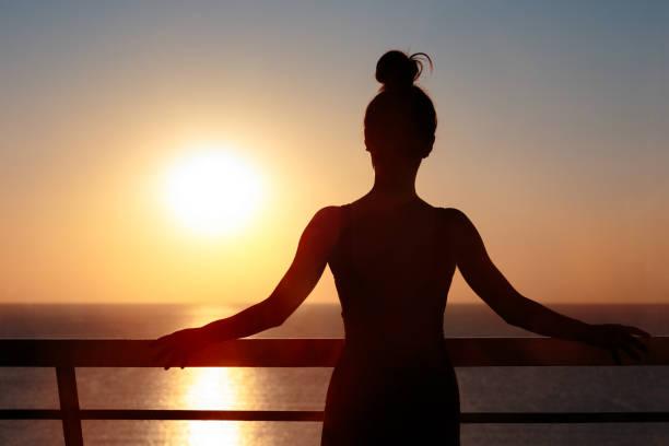 4.Expose yourself to natural light